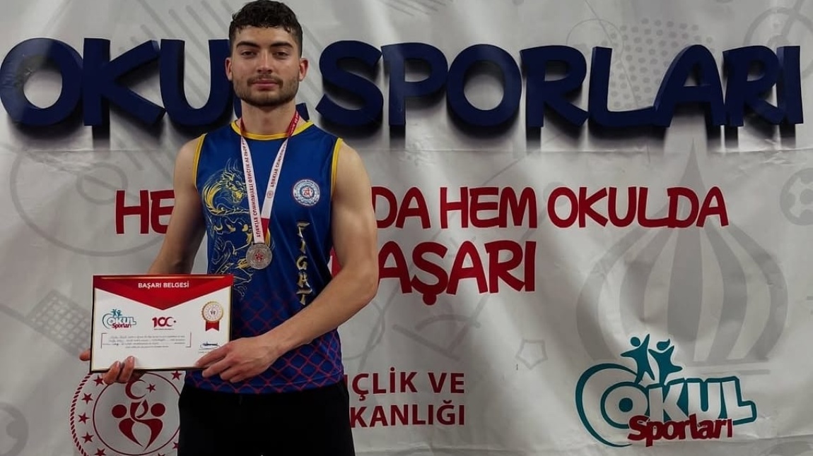Wushu kung-fu Okul Sporları Türkiye İkincimizi Tebrik Ederiz